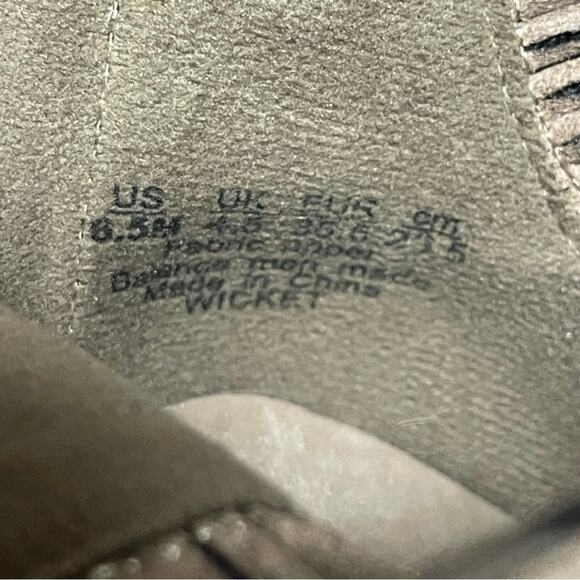 Fergalicous bootie ankle boots brown strappy heeled distressed  Y2K size 6.5 - Picture 8 of 9